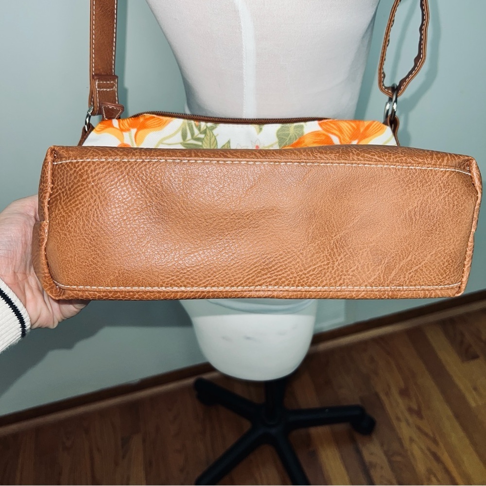 Stone Mountain Floral Canvas & Tan Faux Leather Shoulder / Crossbody Bag - Picture 10 of 12